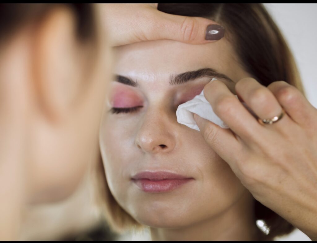 Eye makeup remover 